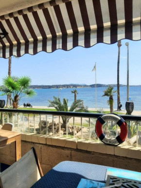 Studio a Bandol a 200 m de la plage avec vue sur la mer terrasse amenagee et wifi